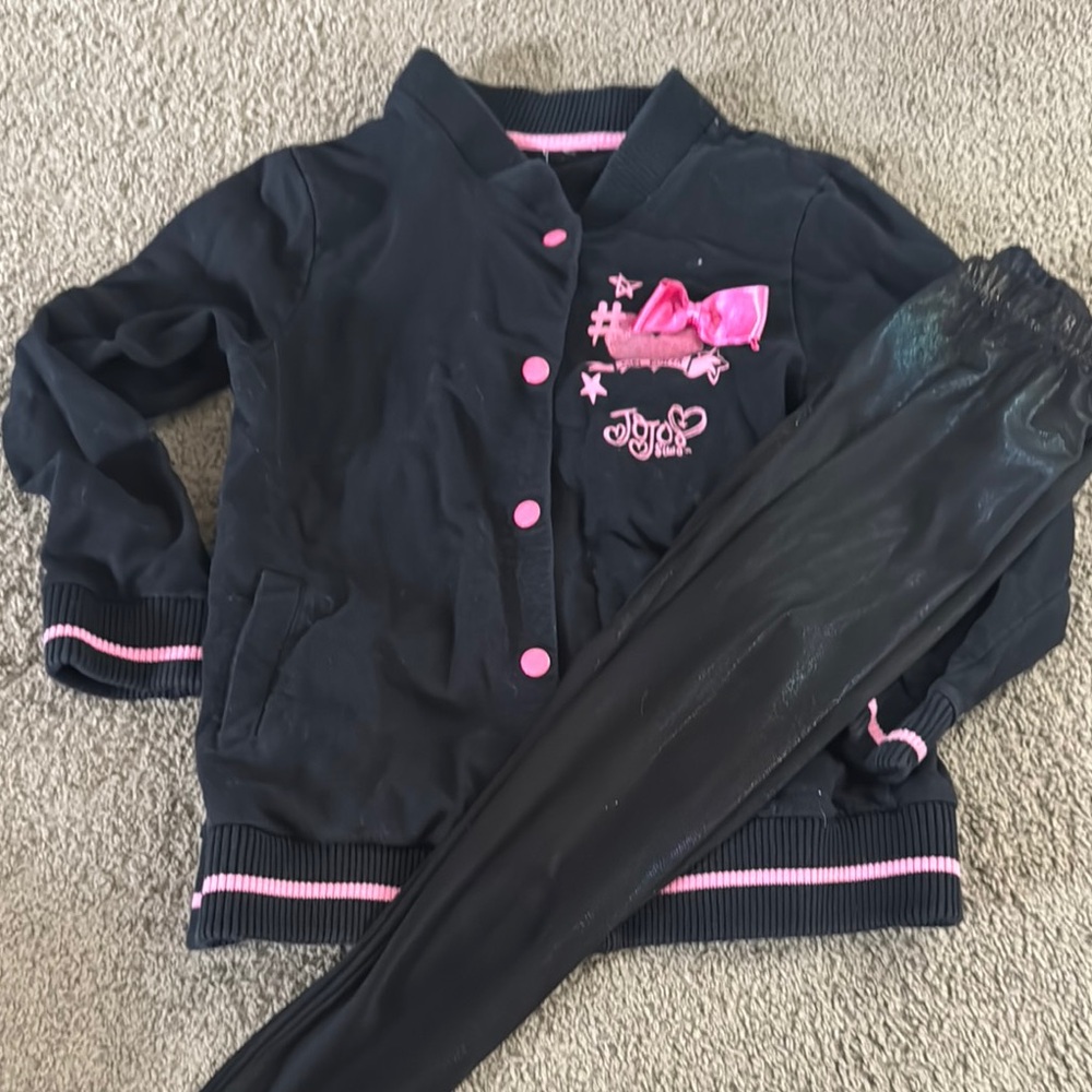 Jojo Jacket with shiny black leggings